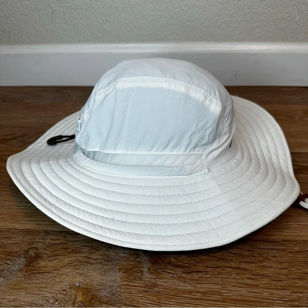 Columbia Omni-Shade White Unisex Summer Booney Hat, OS